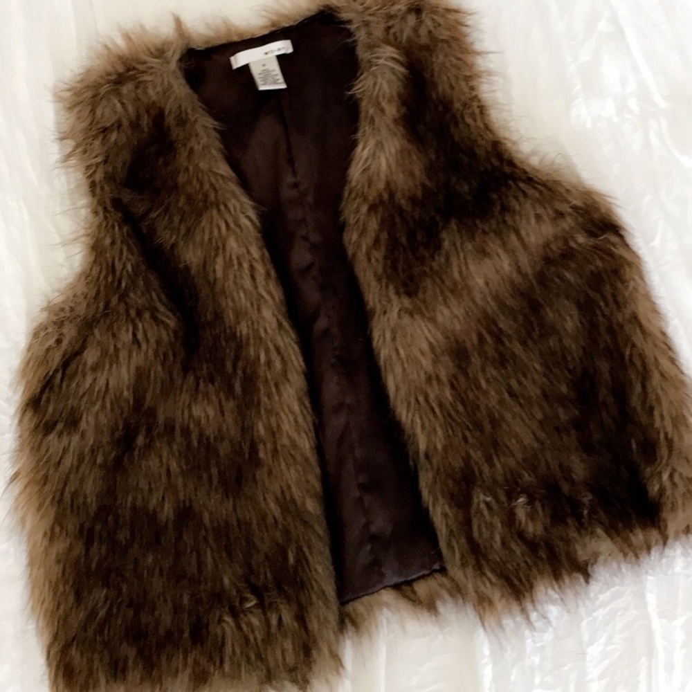 WD.NY faux fur vest
